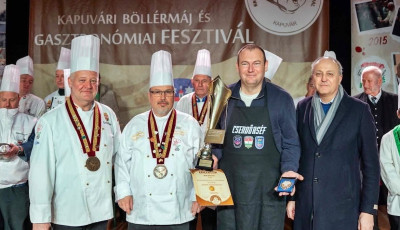 Fakan&aacute;llal a biztons&aacute;g&eacute;rt: taroltak a rendőr&ouml;k a Kapuv&aacute;ri B&ouml;ll&eacute;rm&aacute;j Fesztiv&aacute;lon