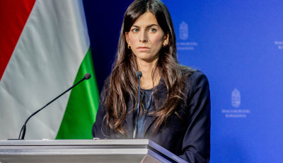Szentkir&aacute;lyi Alexandra t&aacute;vozik a budapesti Fidesz &eacute;l&eacute;ről