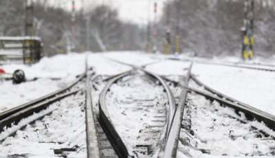 S&iacute;nt&ouml;r&eacute;s miatt jelentős k&eacute;s&eacute;sekre lehet sz&aacute;m&iacute;tani a győri vas&uacute;tvonalon