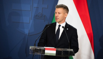 &Ouml;t ad&oacute;nem elt&ouml;rl&eacute;s&eacute;t &eacute;s a levegőterhel&eacute;si d&iacute;j megdupl&aacute;z&aacute;s&aacute;t jelentette be Magyar P&eacute;ter