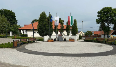 Egy magyar faluban 100 ezer forintot kapnak kar&aacute;csonyra a lak&oacute;k