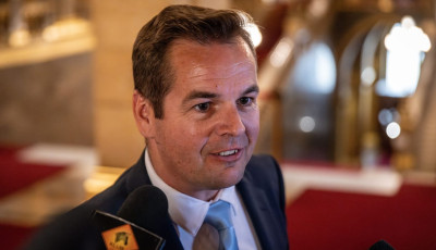 N&eacute;meth Bal&aacute;zs szerint a k&ouml;zm&eacute;dia nem a Fidesz&ndash;KDNP-t seg&iacute;tette, hanem patri&oacute;ta volt