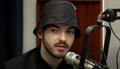 &bdquo;Nagyon nem j&oacute; fless&rdquo; &ndash; ez&eacute;rt vonul vissza ism&eacute;t Azahriah