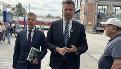 Lek&ouml;pte egy f&eacute;rfi Magyar P&eacute;tert &ndash; VIDE&Oacute;