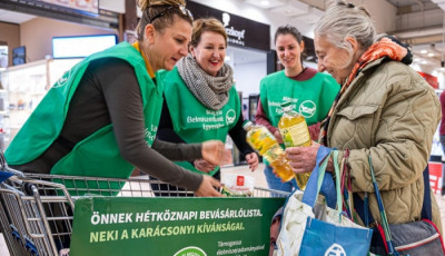 505 milli&oacute; forintnyi &eacute;lelmiszer gyűlt &ouml;ssze orsz&aacute;gosan - Győr is t&ouml;bb ezer csomaggal seg&iacute;tett